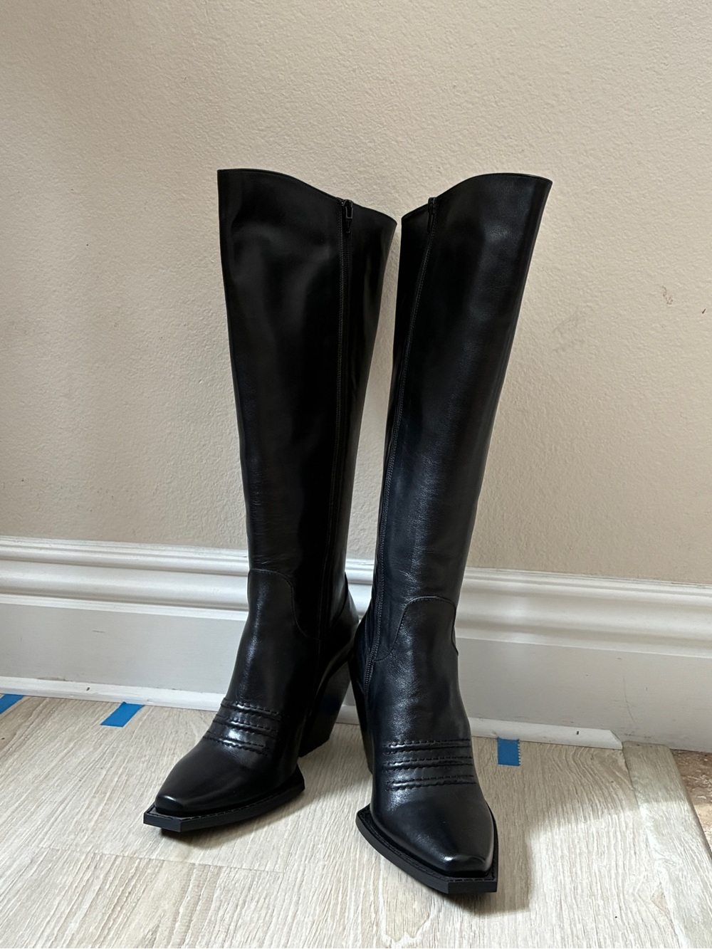 FLUEVOG- Harper Lee, Black leather Knee-High Pointed Toe Leather Boots, size 8